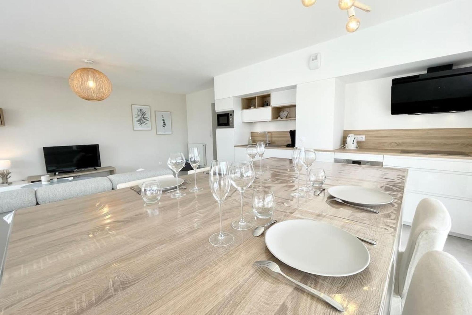 Spacieux Appartement Neuf De Standing Hyper Cosy Larmor-Plage Exterior photo
